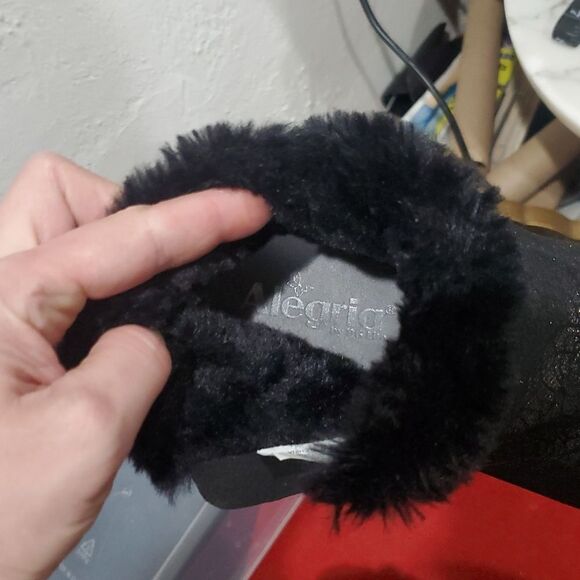 New Alegria Meri Fur Lined Gold Floral Booties Size 37 or 7 - Picture 8 of 13